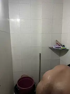 Snapshot of dick69lil chatting on April 1, 2026, 3:41 am dick69lil online show from April 1, 2026, 3:41 am