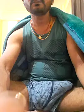 villagb12 online show from December 11, 2024, 7:25 pm