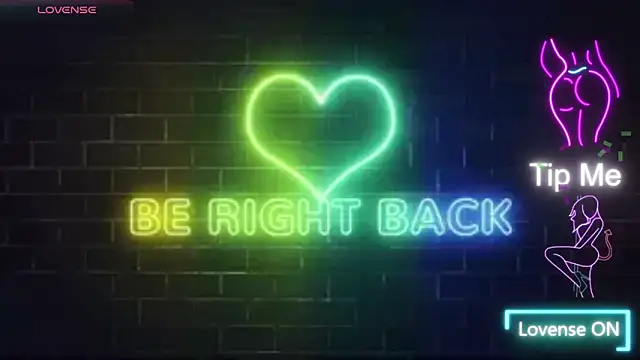 Snapshot of MrAndMrsCrook chatting on November 13, 2025, 3:16 pm MrAndMrsCrook online show from November 13, 2025, 3:16 pm