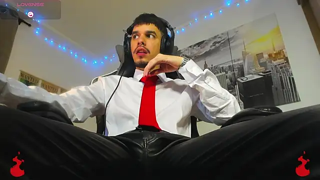 BRAYHAMBROWN online show from September 28, 2025, 5:58 am