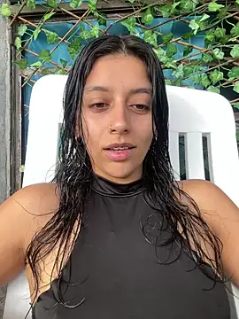 BrittanyDiaz online show from April 9, 2026, 9:32 pm