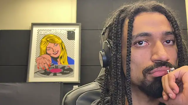 hotcamboy420 online show from May 27, 2026, 2:19 am