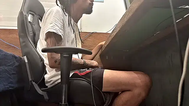 hotcamboy420 online show from February 2, 2025, 5:32 am