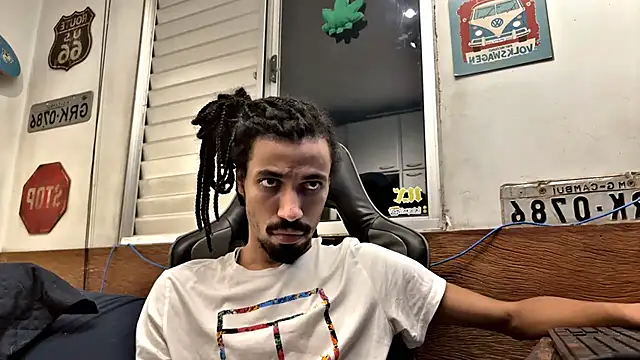 hotcamboy420 online show from January 31, 2025, 11:13 pm