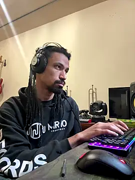 hotcamboy420 online show from November 2, 2025, 8:36 pm