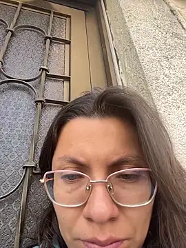 karlamorris  online show from March 24, 2026, 1:22 pm