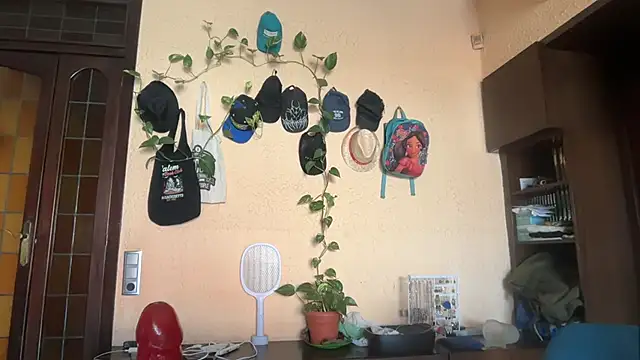 sw333tVicky online show from July 29, 2026, 3:44 pm