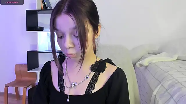 Snapshot of crystal_lilith chatting on February 10, 2025, 8:53 pm crystal lilith online show from February 10, 2025, 8:53 pm