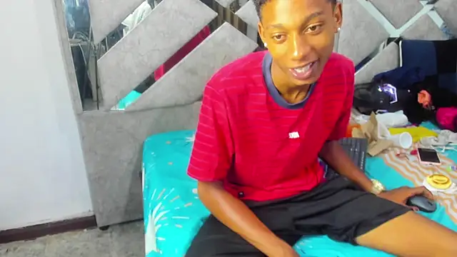 Snapshot of EvaxEmma chatting on February 20, 2026, 2:08 pm EvaxEmma online show from February 20, 2026, 2:08 pm