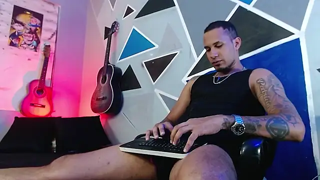 MagnusFrost online show from January 8, 2026, 2:39 am