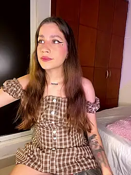 LynnSam  online show from January 8, 2026, 12:16 am