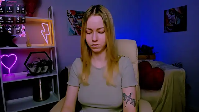 mary mooore online show from February 22, 2025, 10:07 am
