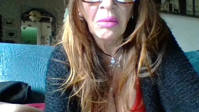 gildamilf online show from March 22, 2026, 1:12 pm