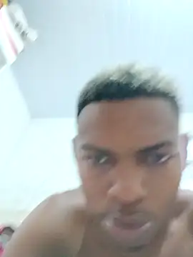 Snapshot of BroomedShipyard chatting on February 2, 2025, 5:48 pm BroomedShipyard online show from February 2, 2025, 5:48 pm