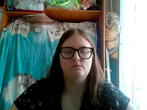 DesireMelissa online show from April 15, 2026, 7:36 am