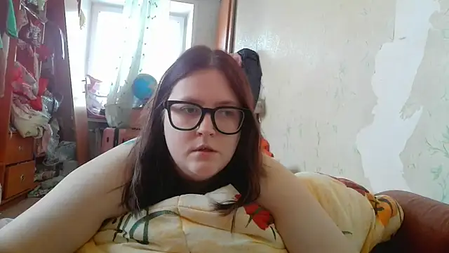 Snapshot of DesireMelissa chatting on February 2, 2026, 6:45 am DesireMelissa online show from February 2, 2026, 6:45 am