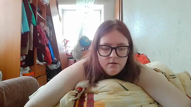 Snapshot of DesireMelissa chatting on February 24, 2026, 6:25 am DesireMelissa online show from February 24, 2026, 6:25 am