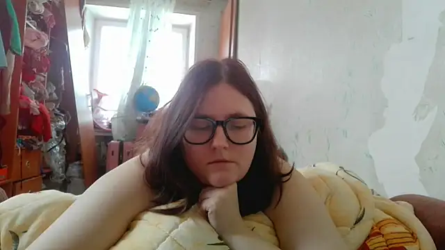 Snapshot of DesireMelissa chatting on February 11, 2026, 6:35 am DesireMelissa online show from February 11, 2026, 6:35 am