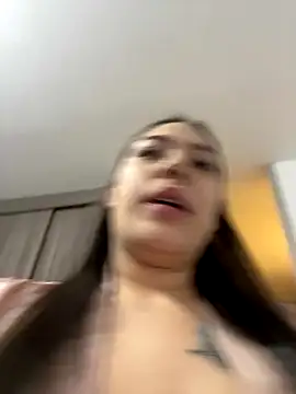 Latina vanessa online show from October 14, 2025, 10:53 pm