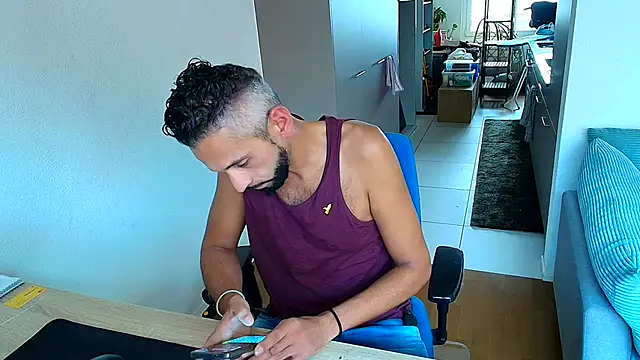 hiboy91 online show from September 24, 2025, 12:44 pm
