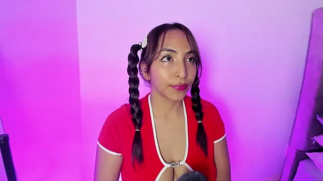 Leticia brownn1 online show from April 7, 2026, 7:37 pm