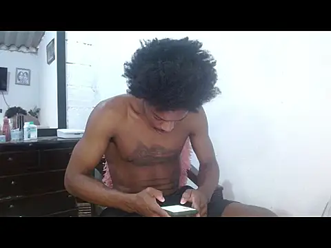Larry-n-clouds online show from May 20, 2026, 5:10 pm