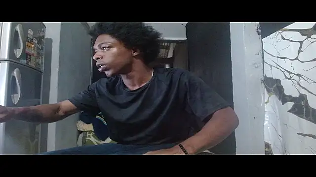 Larry-n-clouds online show from July 1, 2026, 12:00 am