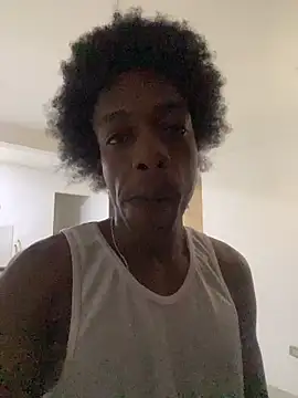 Larry-n-clouds online show from July 9, 2026, 1:10 pm