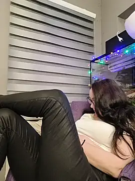 CamilleDesire online show from November 13, 2025, 4:55 pm