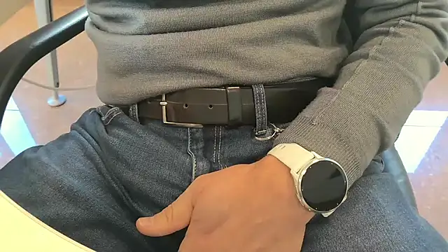 alessandroman2114 online show from January 7, 2026, 11:48 am