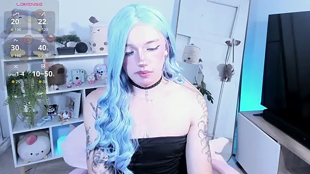 KloeKing   online show from May 10, 2026, 3:32 am