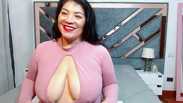 Snapshot of KarlaTesg chatting on March 21, 2025, 12:06 pm KarlaTesg online show from March 21, 2025, 12:06 pm