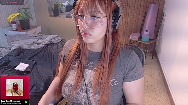 Eli666uwu online show from November 8, 2025, 10:02 pm