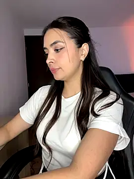 Snapshot of soy_paulina chatting on November 4, 2025, 2:59 am soy paulina online show from November 4, 2025, 2:59 am