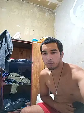 Snapshot of X_xtomas_x chatting on January 7, 2026, 7:52 pm X xtomas x online show from January 7, 2026, 7:52 pm