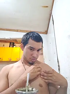 Snapshot of X_xtomas_x chatting on January 7, 2026, 3:11 am X xtomas x online show from January 7, 2026, 3:11 am