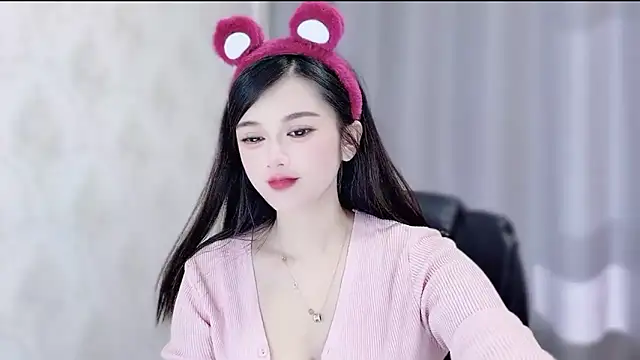 VIWVI online show from February 2, 2026, 5:06 am