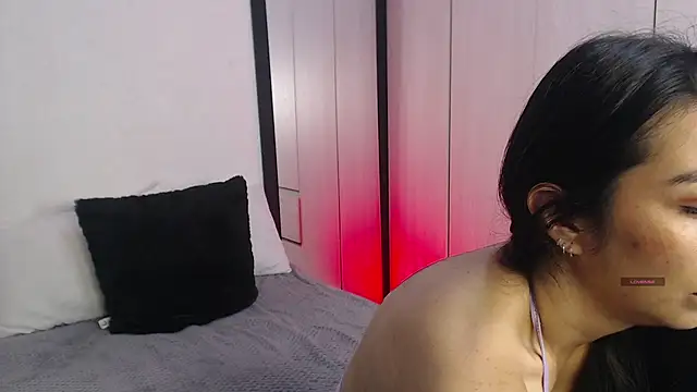 Snapshot of Karla_hernandez_ chatting on November 10, 2025, 1:27 pm Karla hernandez online show from November 10, 2025, 1:27 pm