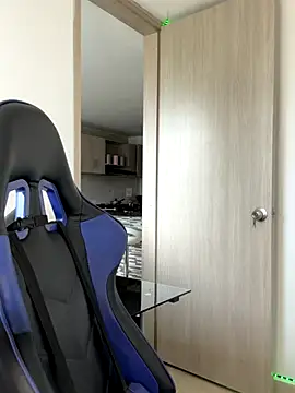 Juan da01 online show from September 24, 2025, 8:37 pm