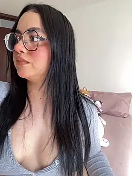 montmariana online show from April 26, 2026, 8:06 pm