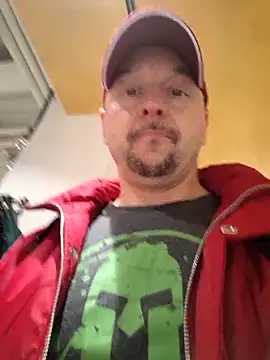 Snapshot of Sports-beast chatting on December 20, 2025, 4:54 pm Sports-beast online show from December 20, 2025, 4:54 pm