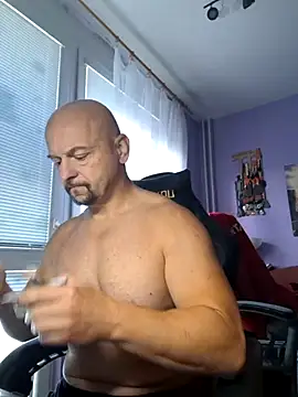 Snapshot of Sports-beast chatting on September 29, 2025, 6:20 am Sports-beast online show from September 29, 2025, 6:20 am