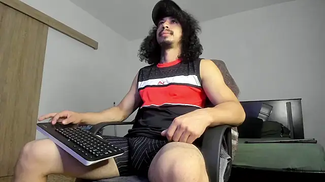 TristanWoods online show from June 2, 2026, 8:58 am