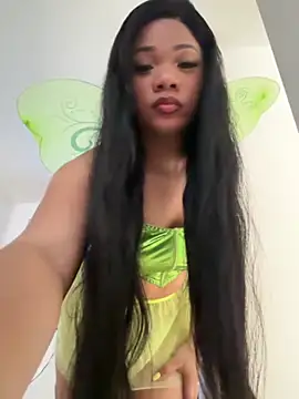 ashley Tompson1 online show from October 31, 2025, 12:24 pm