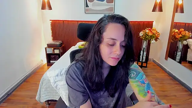 KatherineBond online show from July 9, 2026, 6:07 pm