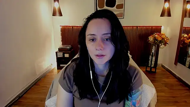 KatherineBond online show from July 27, 2026, 4:58 pm
