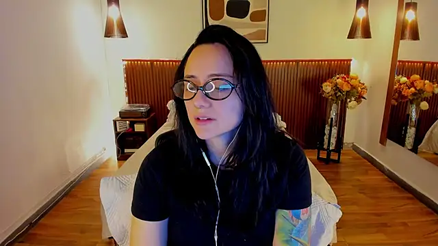 KatherineBond online show from July 29, 2026, 4:28 pm