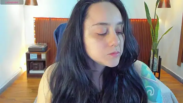 KatherineBond online show from October 31, 2025, 8:16 pm