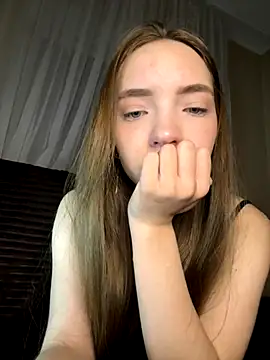 BarbaraFantasy online show from October 8, 2025, 7:47 pm