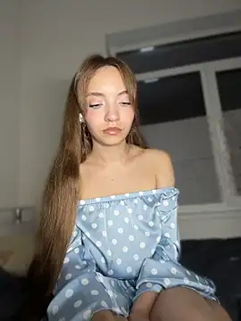 BarbaraFantasy online show from June 15, 2026, 7:13 pm